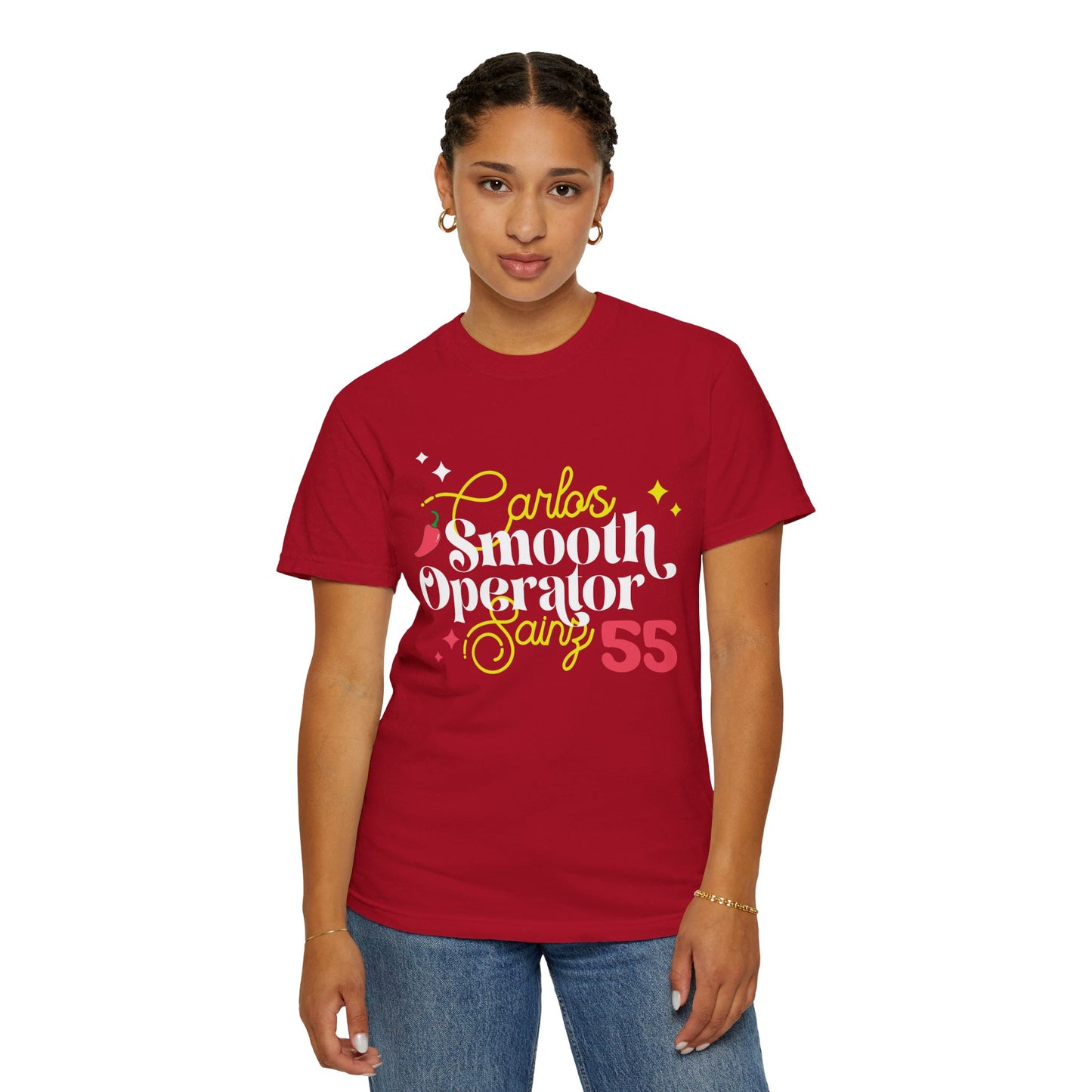 Female model wearing red oversized t-shirt of Carlos Sainz Smooth Operator with his racing number 55. Shop this comfortable t-shirt and celebrate your love for Carlos and Scuderia Ferrari!