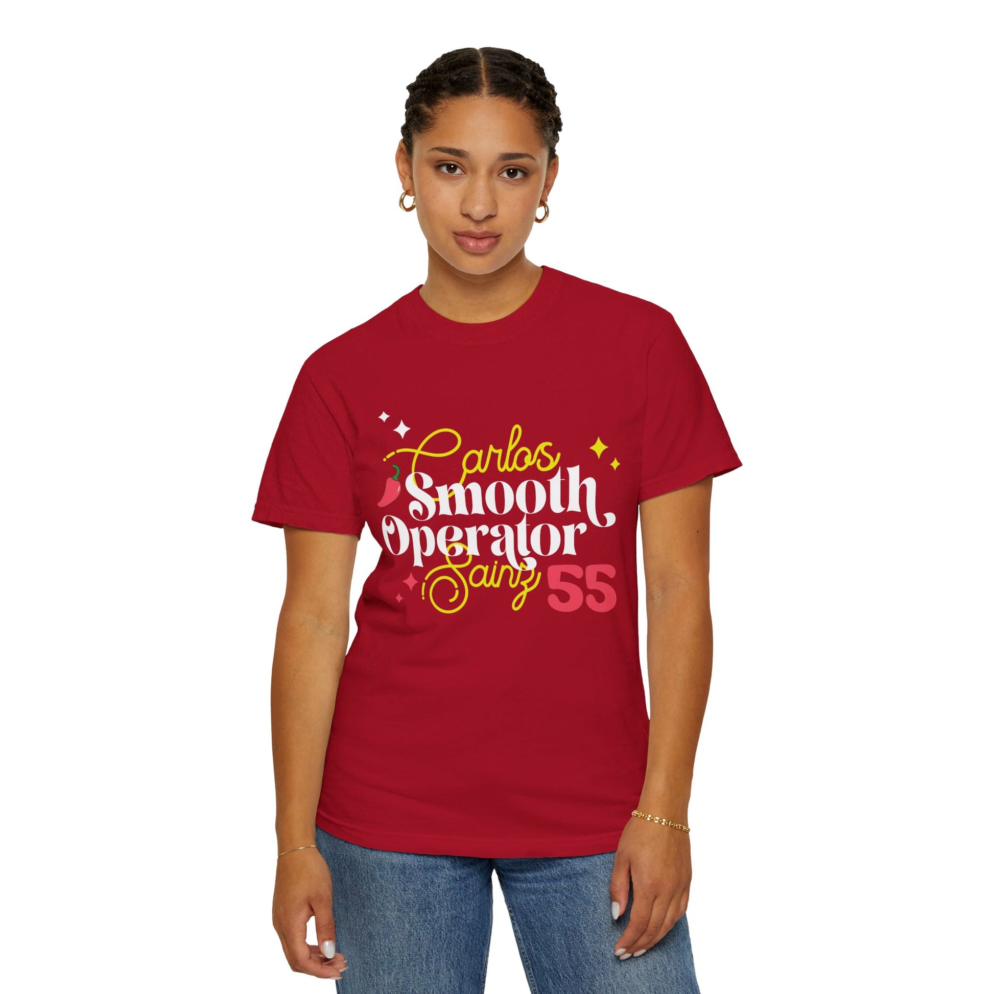 Female model wearing red oversized t-shirt of Carlos Sainz Smooth Operator with his racing number 55. Shop this comfortable t-shirt and celebrate your love for Carlos and Scuderia Ferrari!